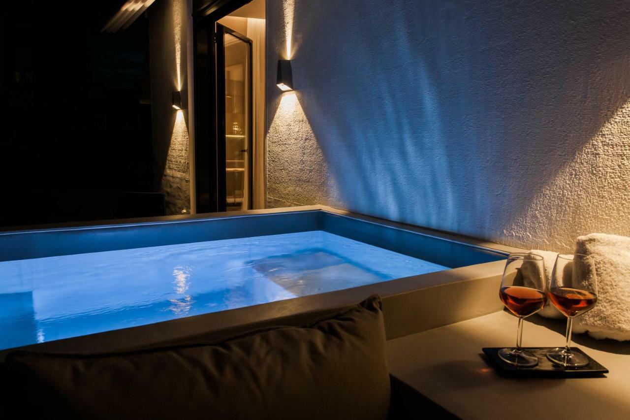 *** Boutique Syntagma Apartment W/ Plunge Pool *** Athens Exterior photo